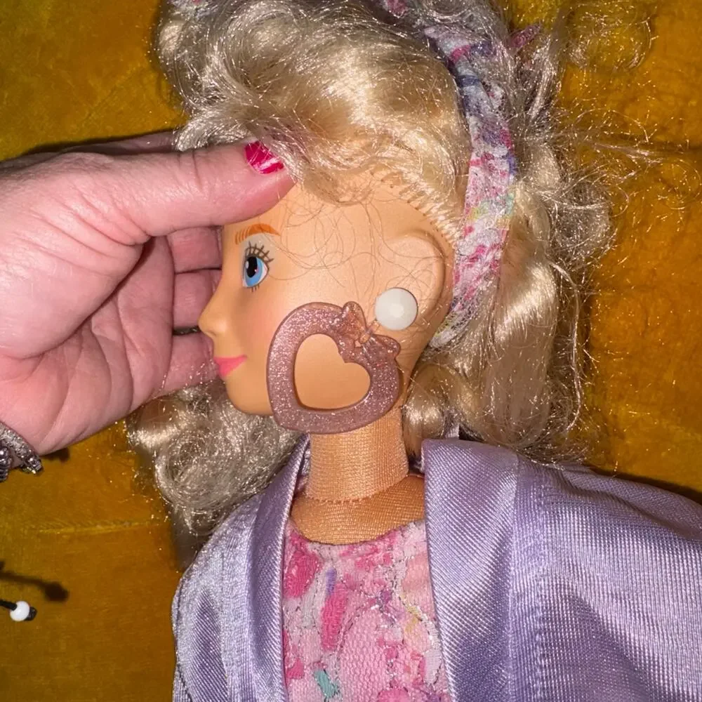 Vintage 1986 Mattel Hot Looks 18” Bendable Fashion Doll Blonde